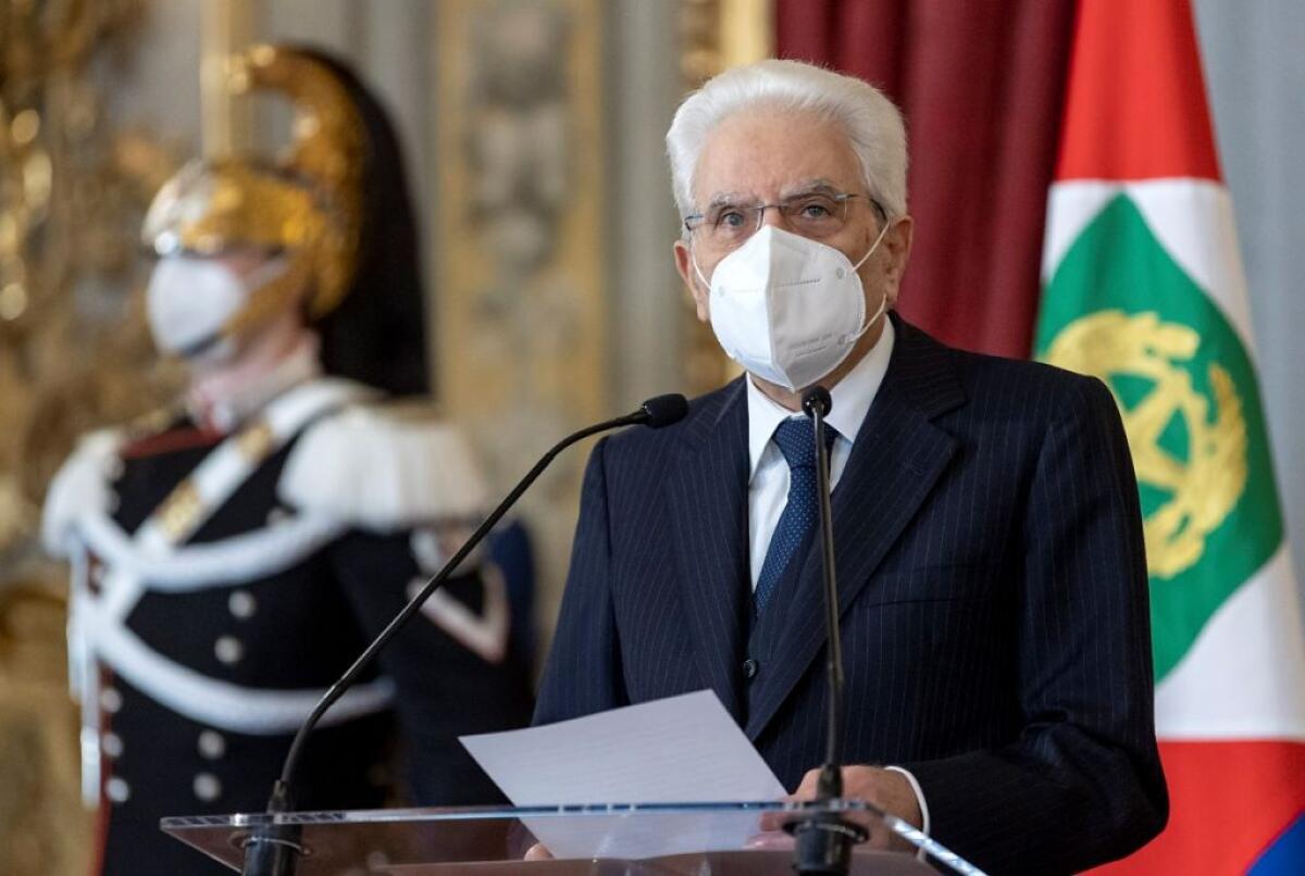 Mattarella consegna bandiera per Tokyo2020 “Messaggio di speranza” - 