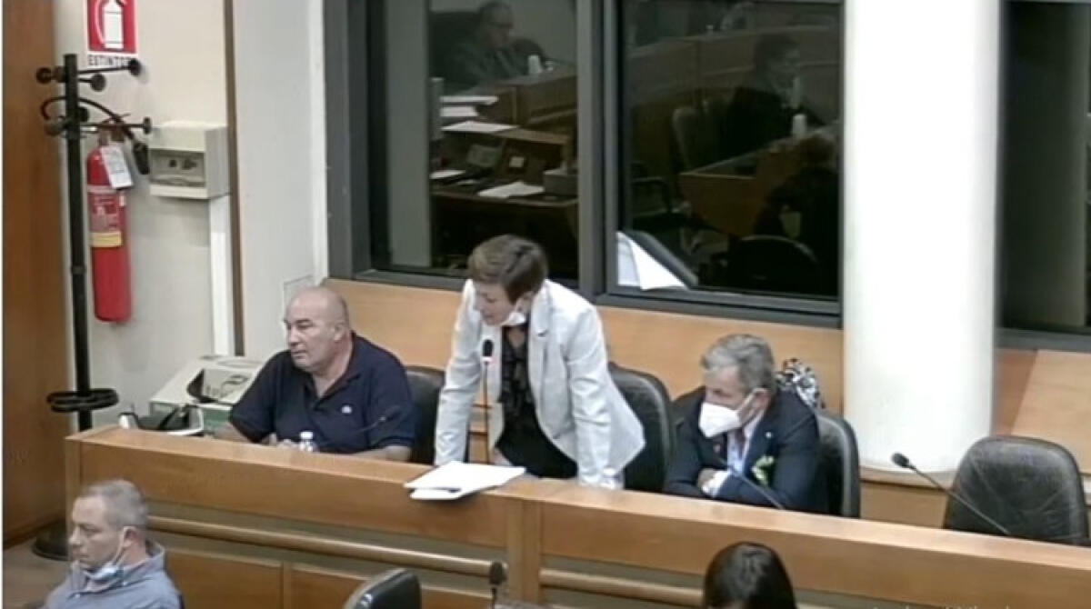 "Sgambetto" alla maggioranza sulle commissioni, Pd rilancia: "Greco azzeri la giunta" - Orlando e Ascia in consiglio comunale