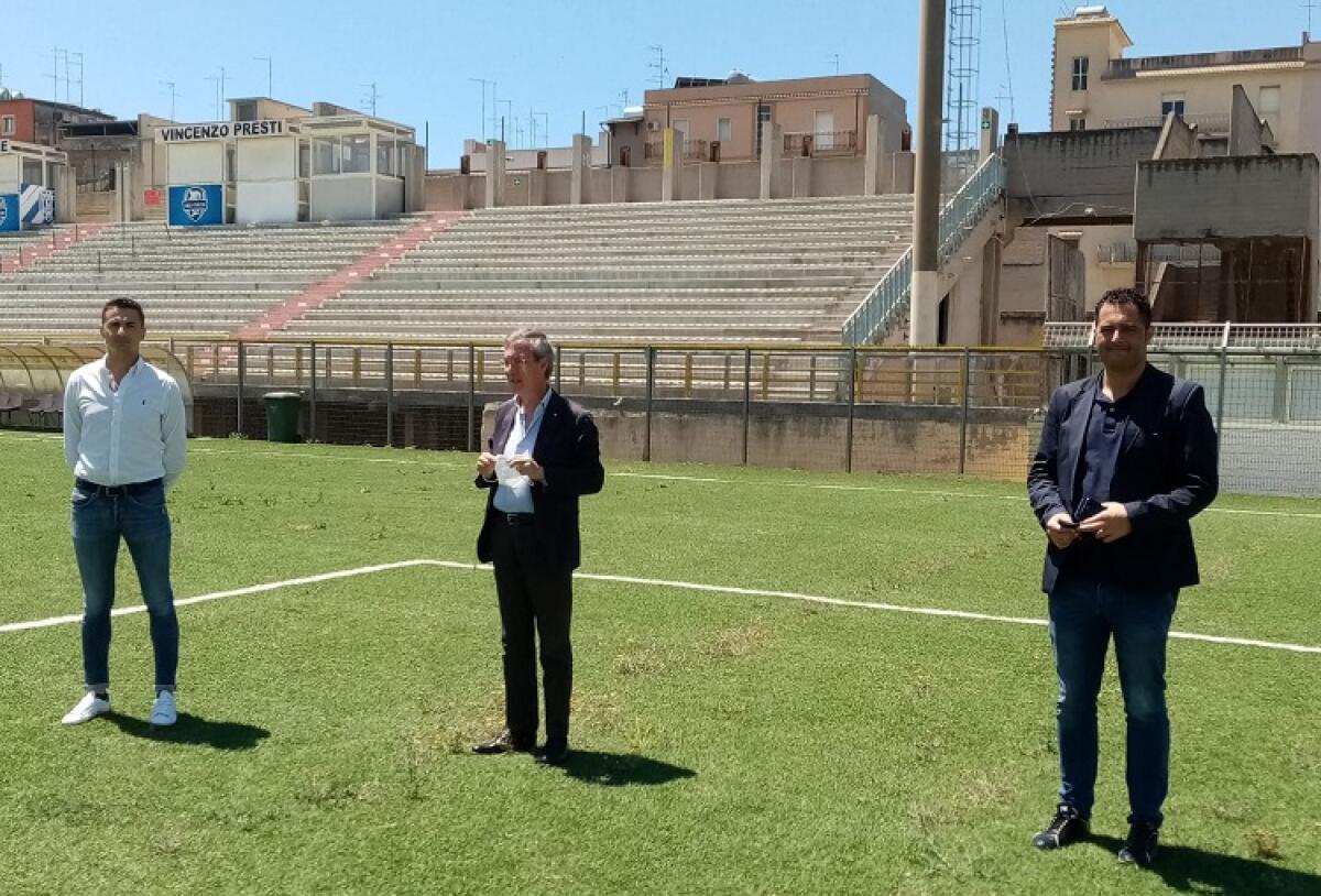 Fumata bianca al "Presti", concessa dopo 3 anni l'agibilità: capienza di 3.317 posti - 