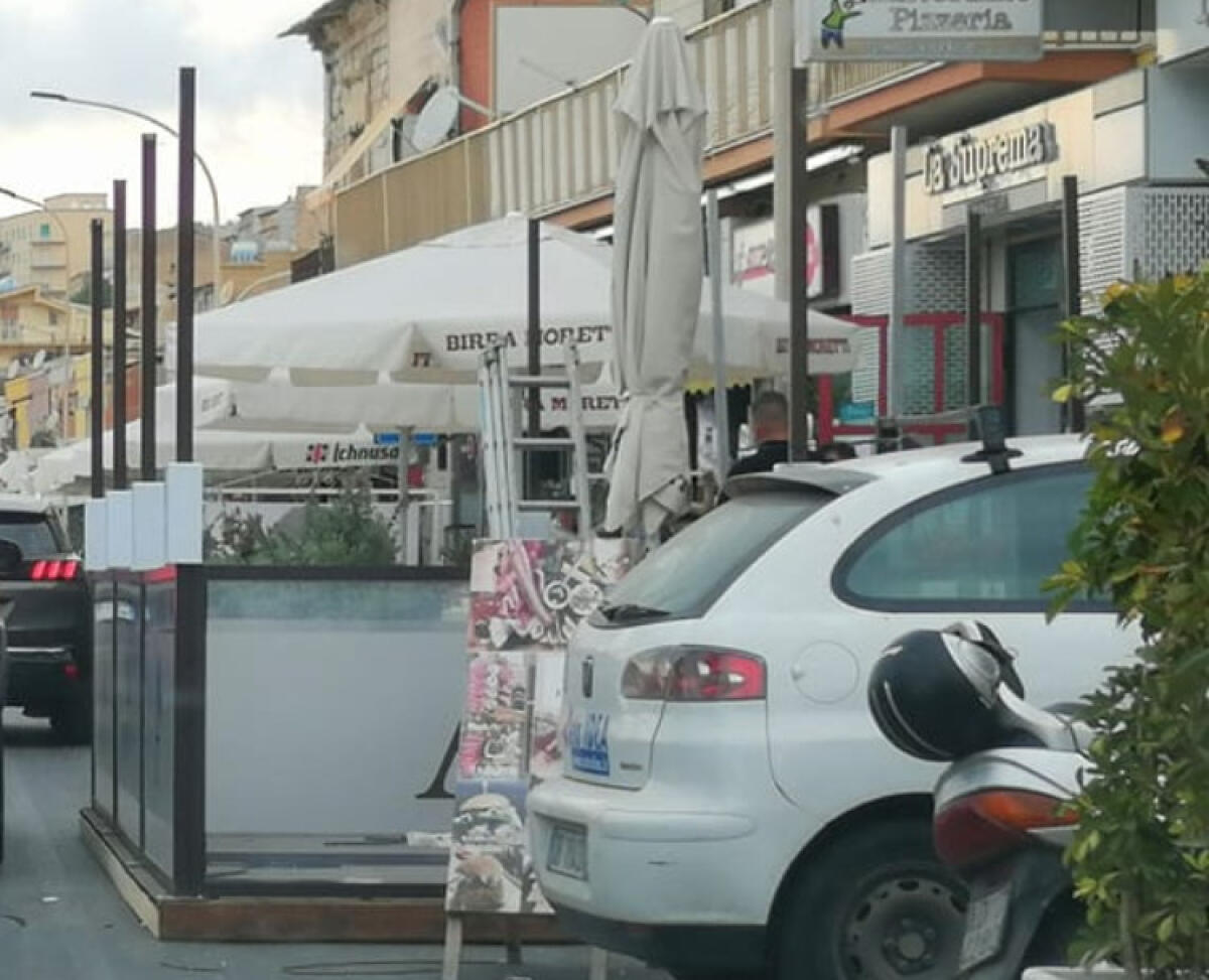 Caos lungomare, auto transitano tra i locali: Farruggia, "incapacità amministrativa" - 