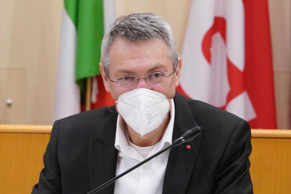 Landini “Lavoro ormai disprezzato, a rischio la tenuta democratica” - 