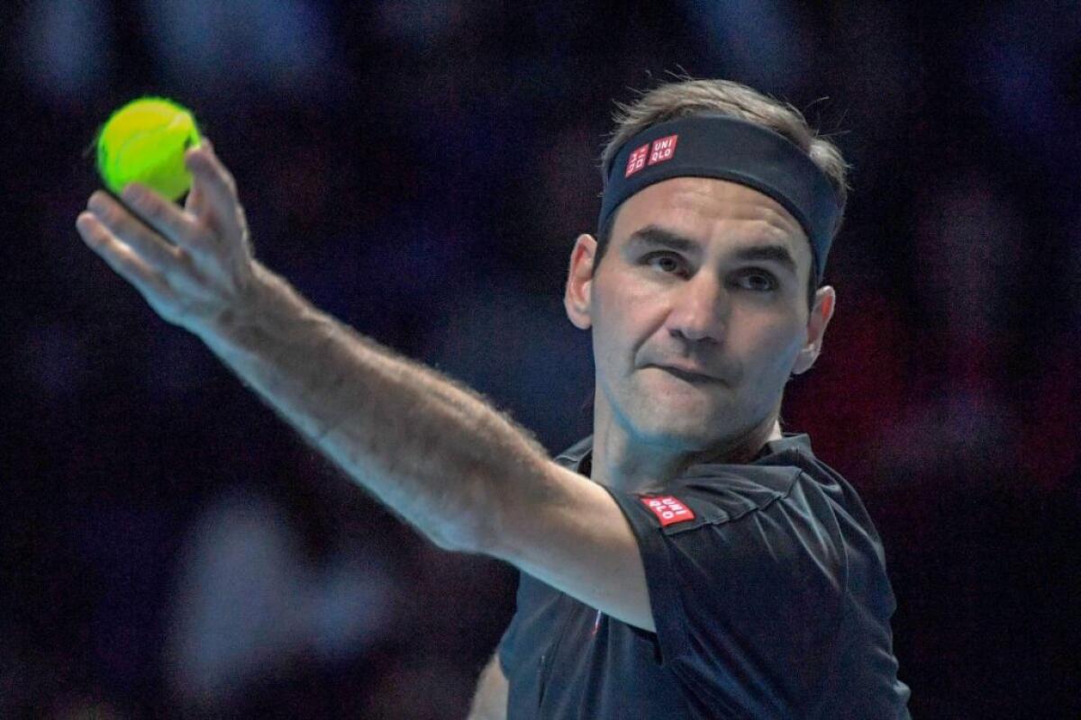 Federer avanza a fatica a Londra, fuori Serena Williams - 