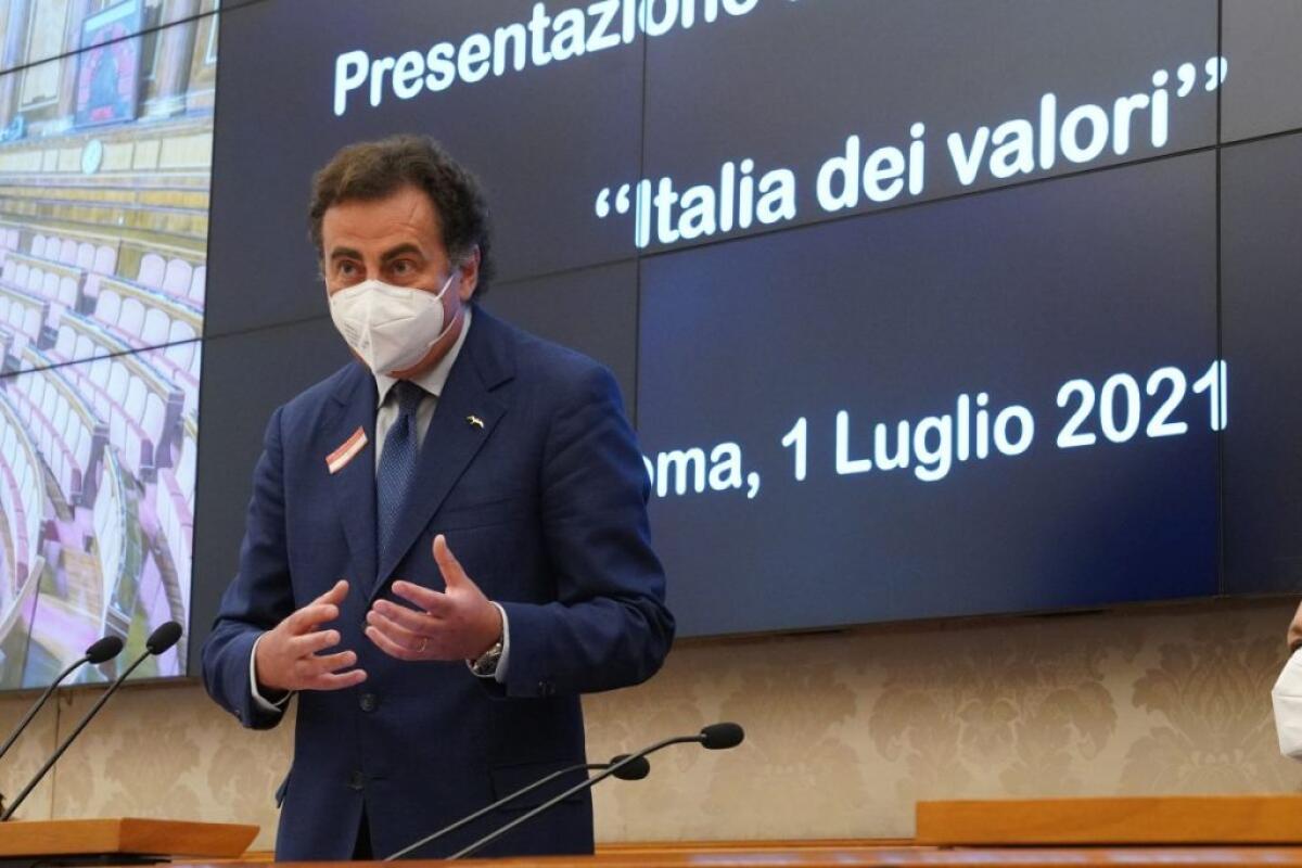 Italia dei Valori torna in Parlamento “Opposizione costruttiva” - 