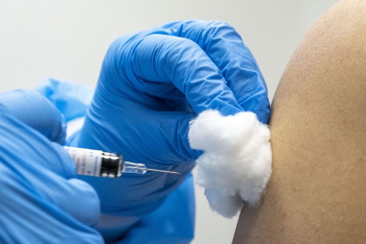 Indagine SWG, otto italiani su dieci cercano maggiori info sui vaccini - 