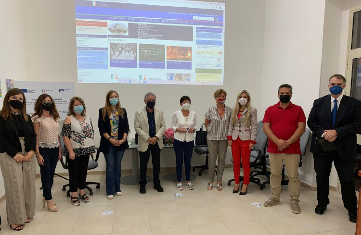 Il prefetto Armenia ha incontrato l'antiracket: "Fondamentale l'alleanza con lo Stato" - L'incontro con il prefetto