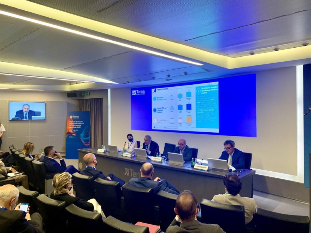 Terna, nel nuovo piano investimenti per 18,1 miliardi in 10 anni - 