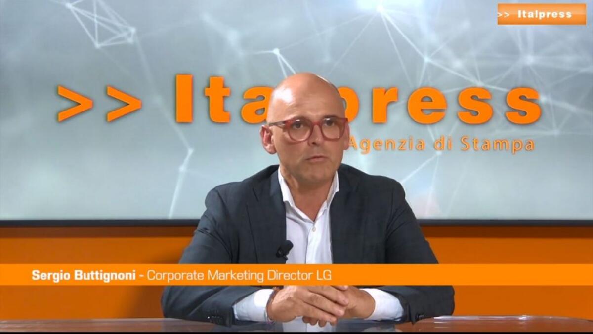 Dalla TV arrotolabile alle smart car, il futuro è a un passo da noi - 