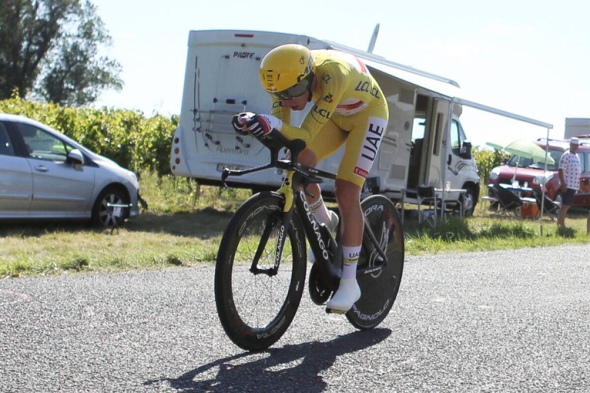 Tour2021 a Pogacar, Van Aert vince ultima tappa ai Campi Elisi - 