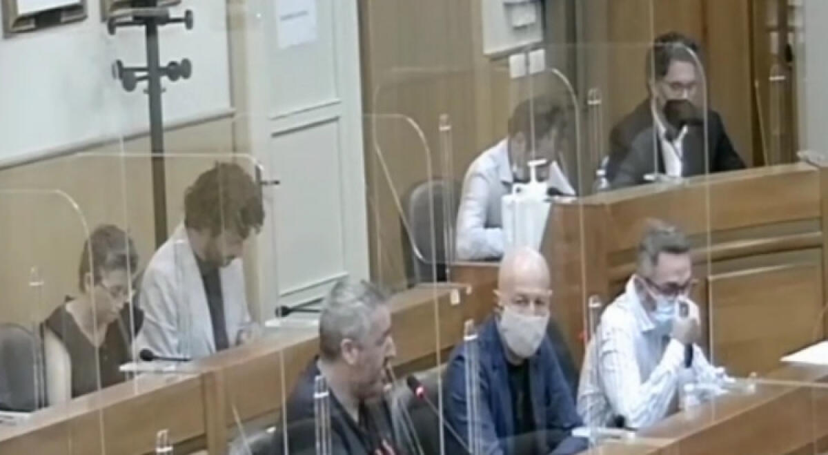 Commercianti in consiglio, "fateci lavorare": Greco, "insieme andremo da Musumeci" - Due commercianti hanbno preso la parola