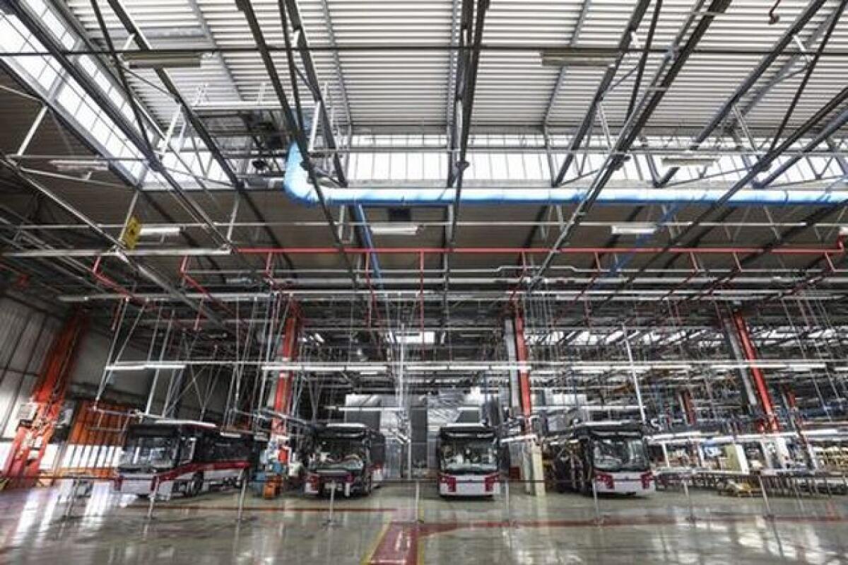 La produzione industriale recupera a giugno, attese ancora favorevoli - 