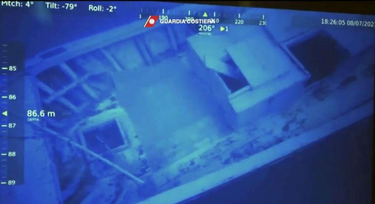 Robot individua relitto naufragio Lampedusa,trovati 9 cadaveri migranti - 