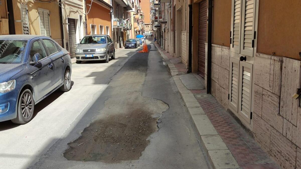 Cantieri a San Giacomo, corsa ad ostacoli per i cittadini - 