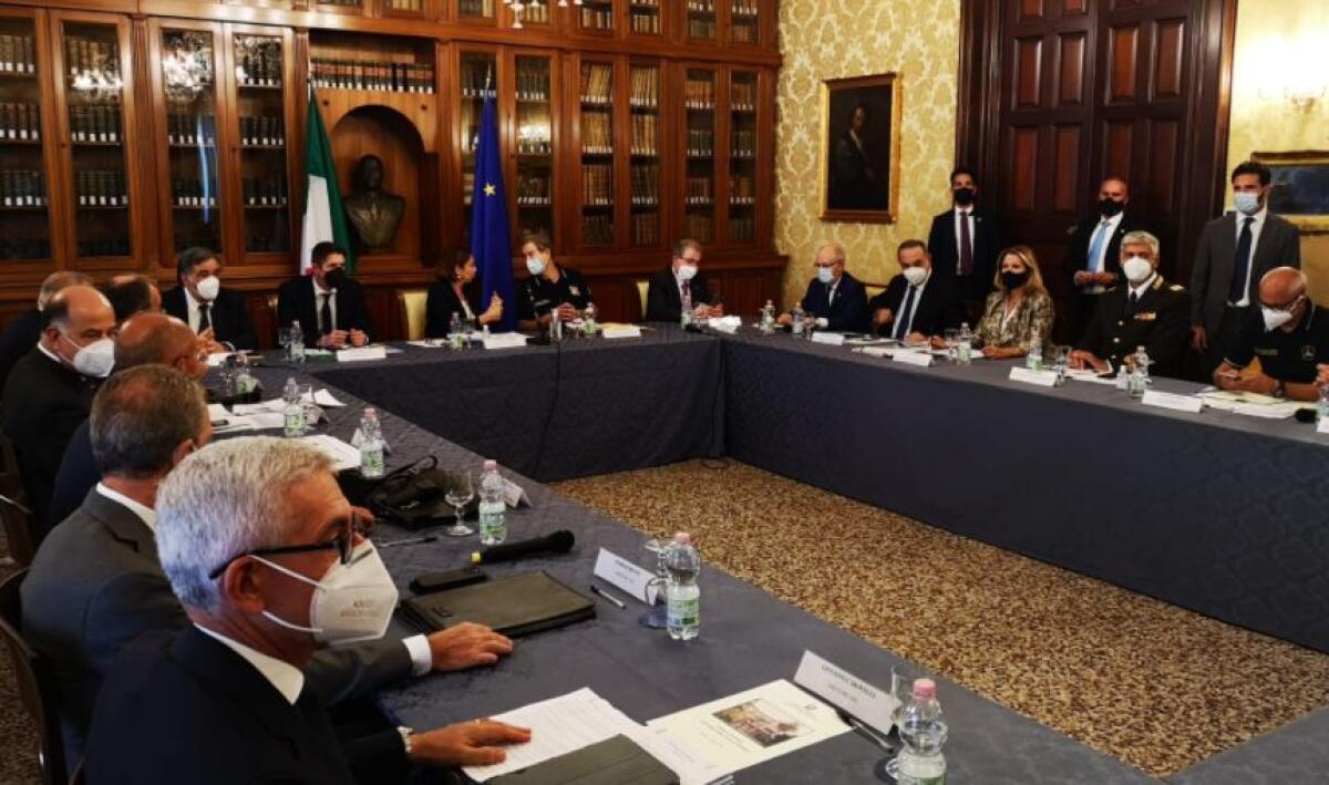 Lamorgese “Più impegno contro mafie, su migranti sì a incontro Salvini” - 