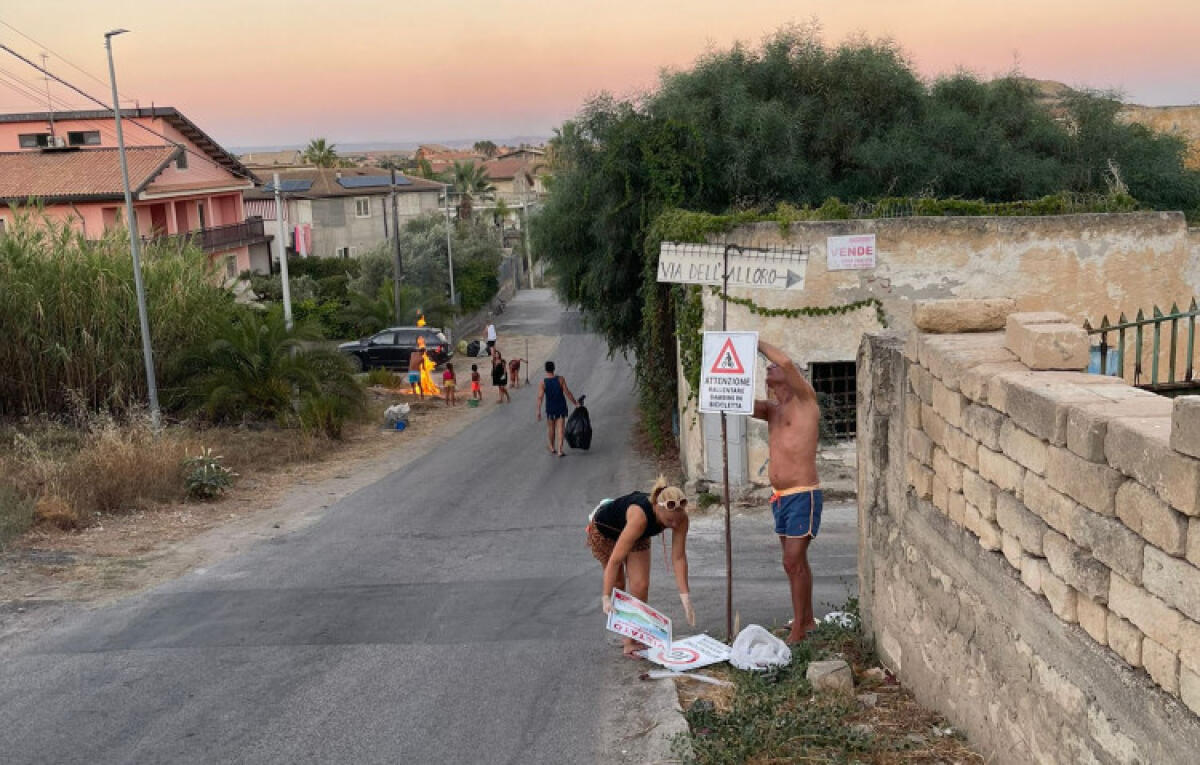 A Roccazzelle intervengono i residenti, aree verdi ripulite e manutenzione "fai da te" - I residenti si sono autorganizzati