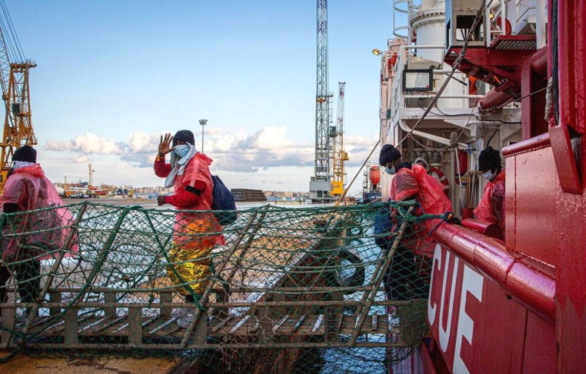 A Lampedusa due nuovi sbarchi con 112 migranti - 