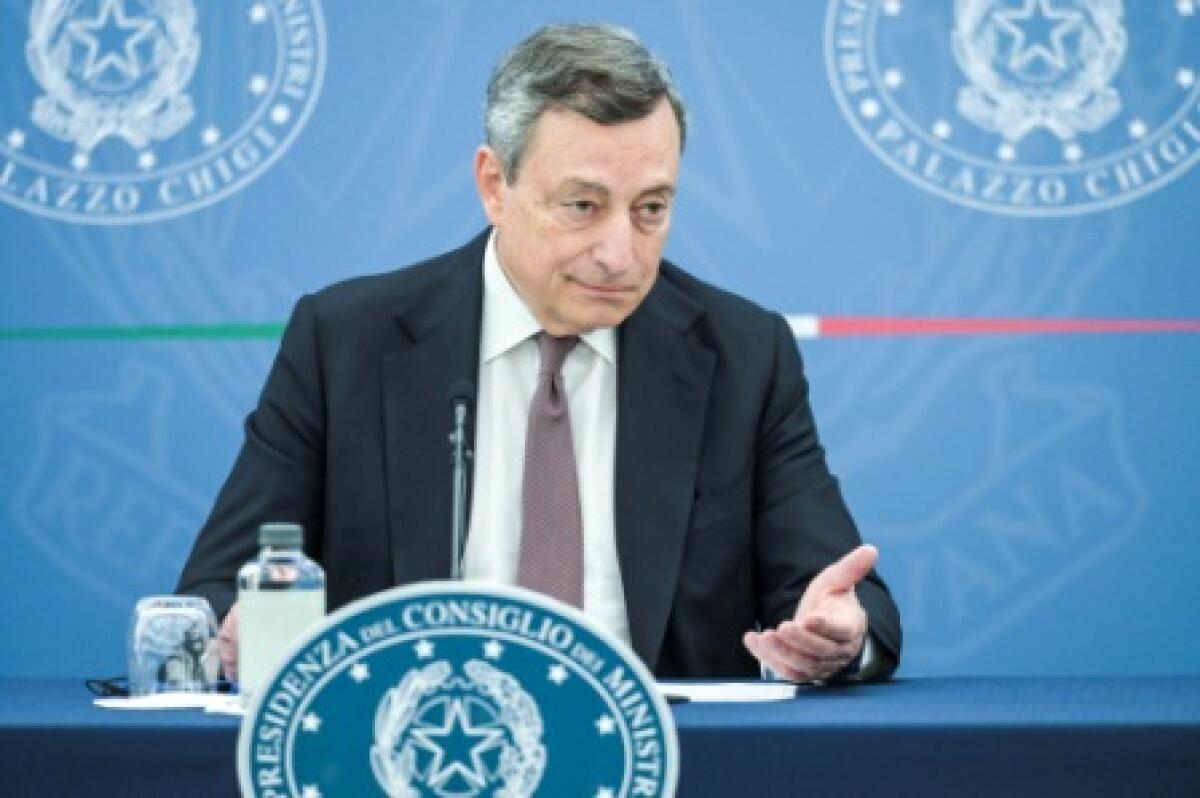 Incendi in Sicilia, Draghi firma Dpcm per mobilitazione nazionale - 