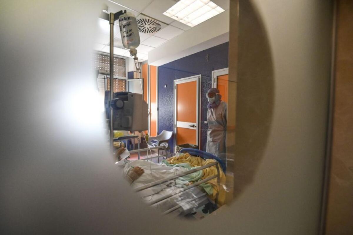 Covid, Agenas “Occupazione posti letto stabile al 6% in Italia” - 