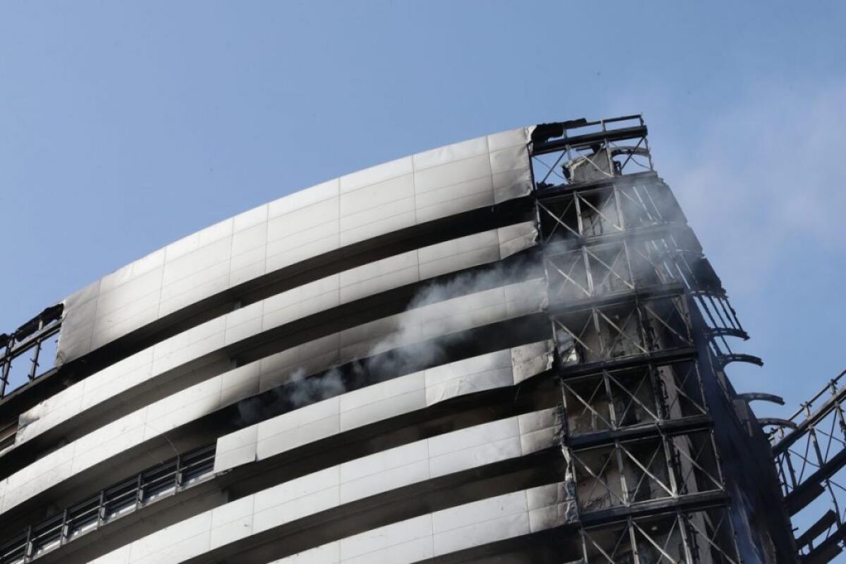 Incendio grattacielo a Milano, tra le ipotesi un cortocircuito - 
