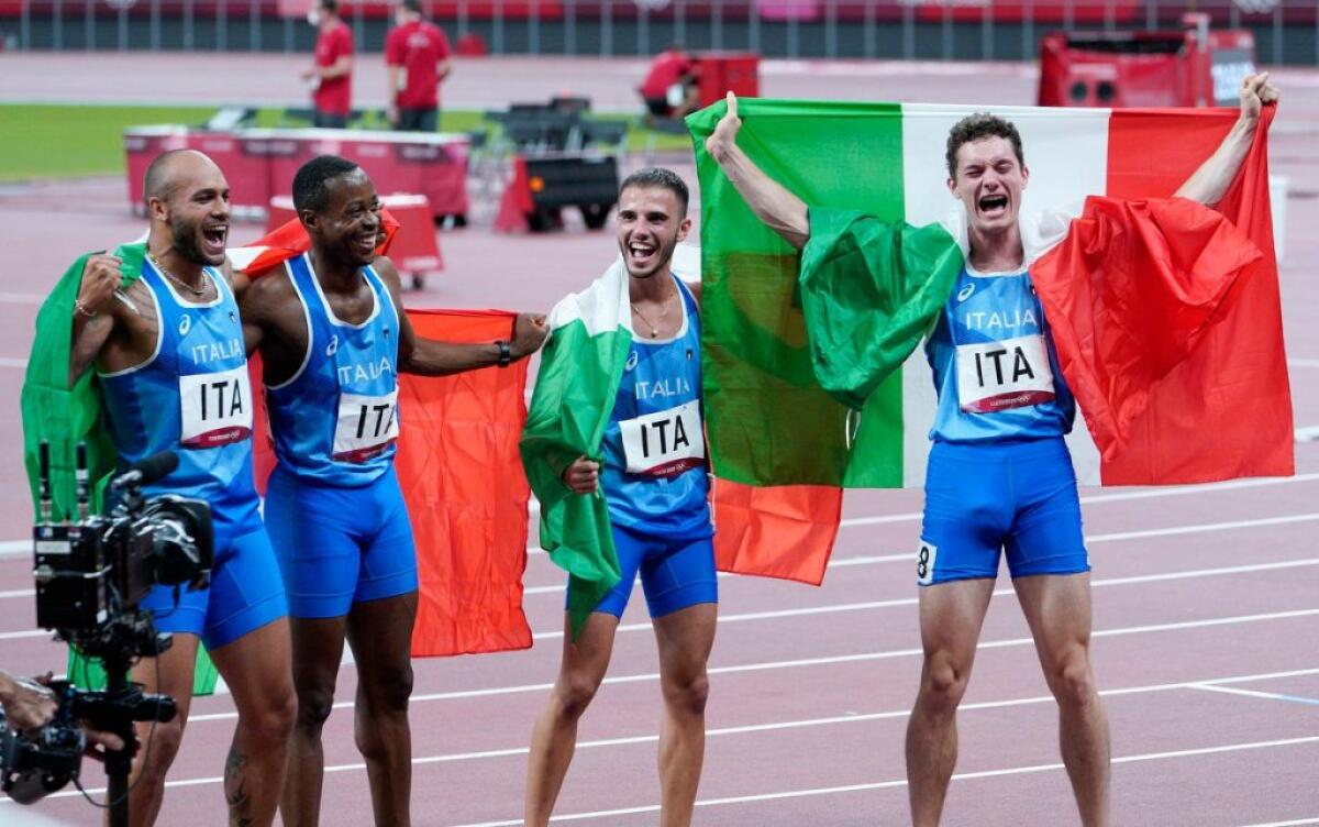 Vola la staffetta 4×100, storico oro azzurro - 