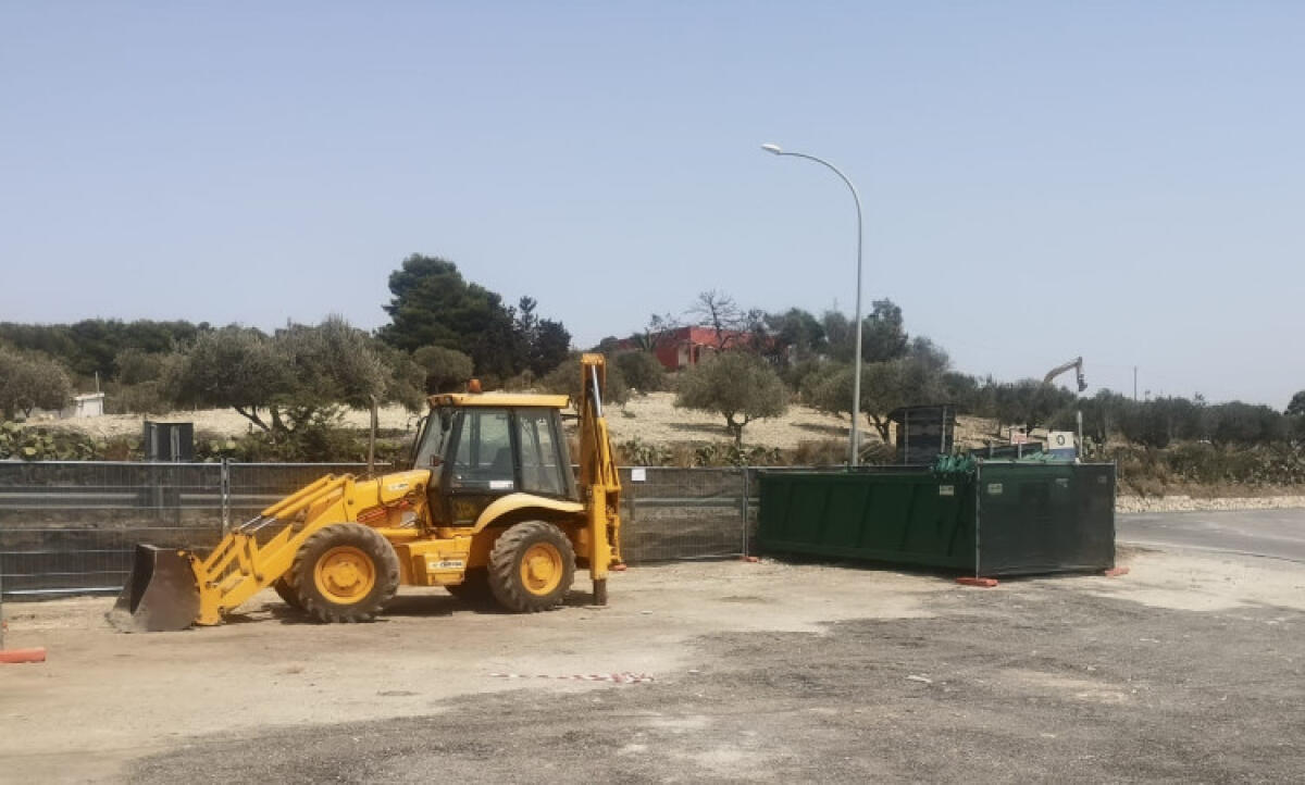 Collocata isola ecologica a Manfria, Greco: "Associazioni e privati hanno collaborato" - L'isola ecologica a Manfria