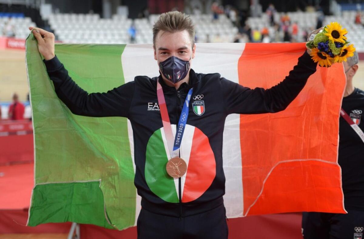 Ciclismo, bronzo di Elia Viviani nell’omnium - 