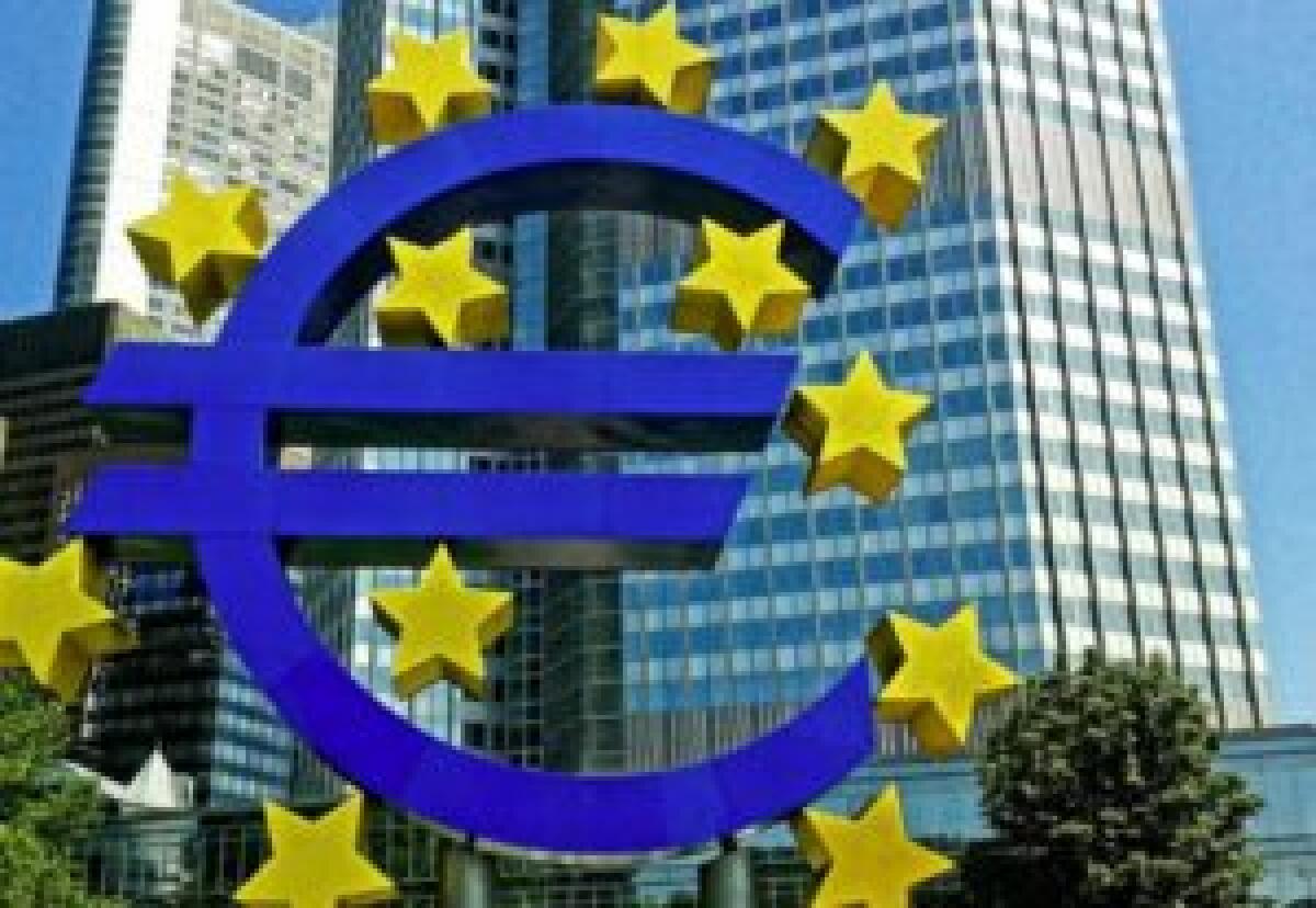Bce, avviata ripresa area euro ma resta incognita pandemia - 