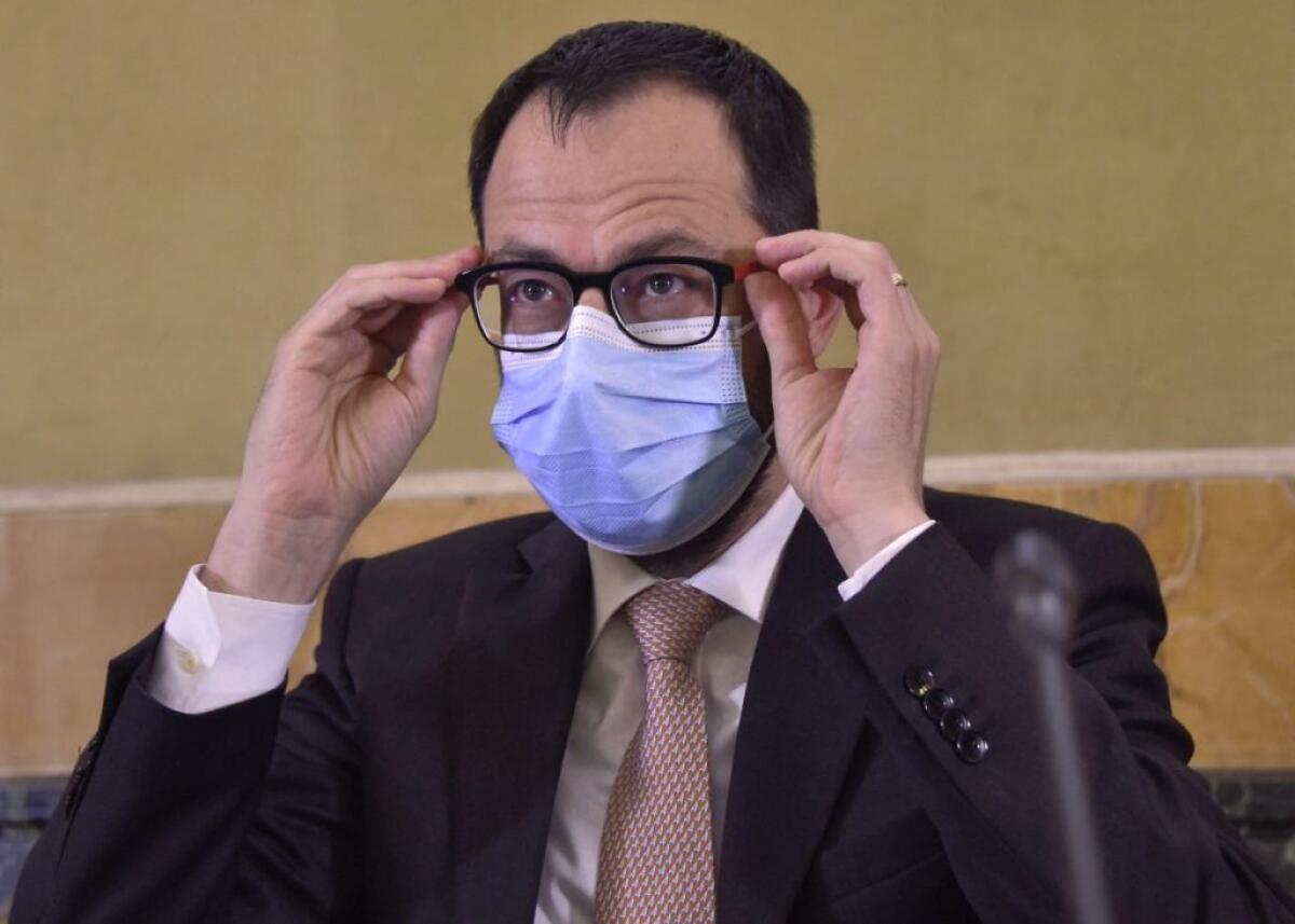 Incendi, Patuanelli “Introdurre il servizio civile ambientale” - 