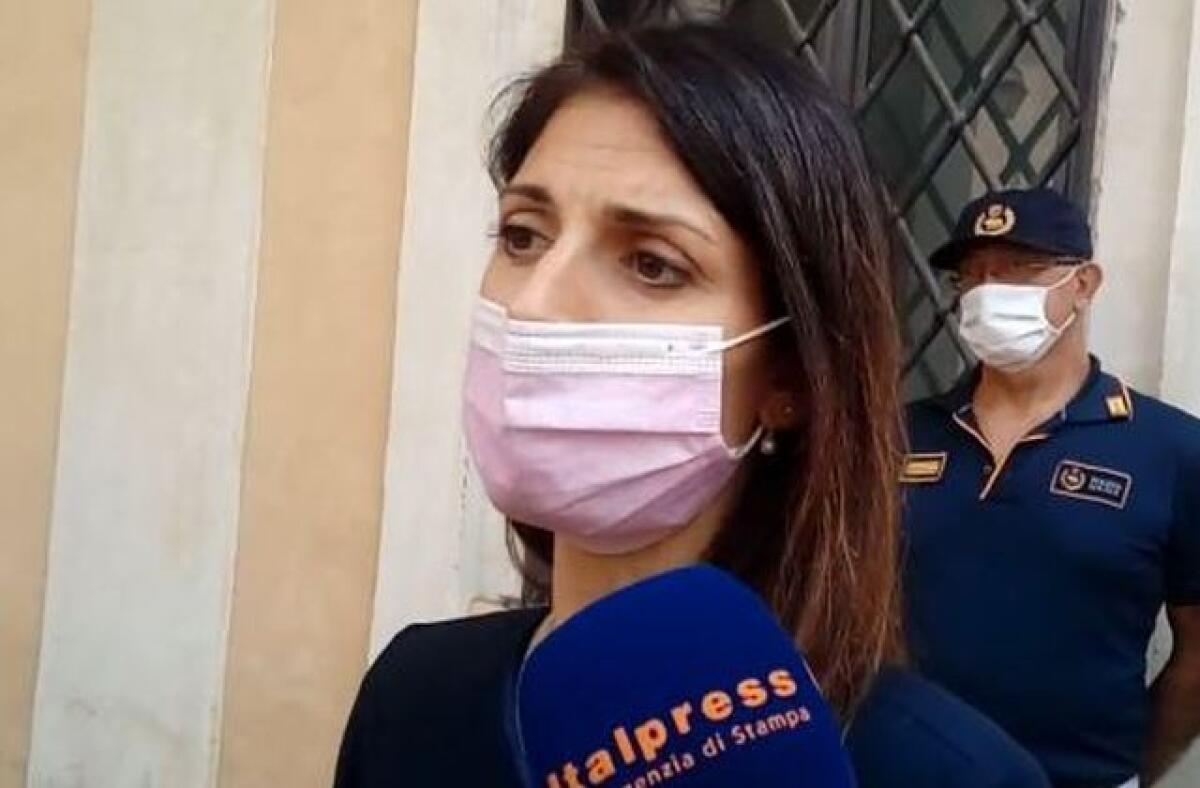 Roma, Raggi “In arrivo 10 droni per controllare la città dall’alto” - 