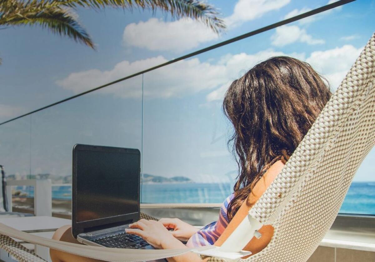 Bolletta della luce, come risparmiare nella seconda casa per le vacanze - 