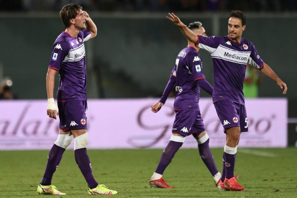 Gonzalez e Vlahovic trascinano i viola, Toro battuto 2-1 - 