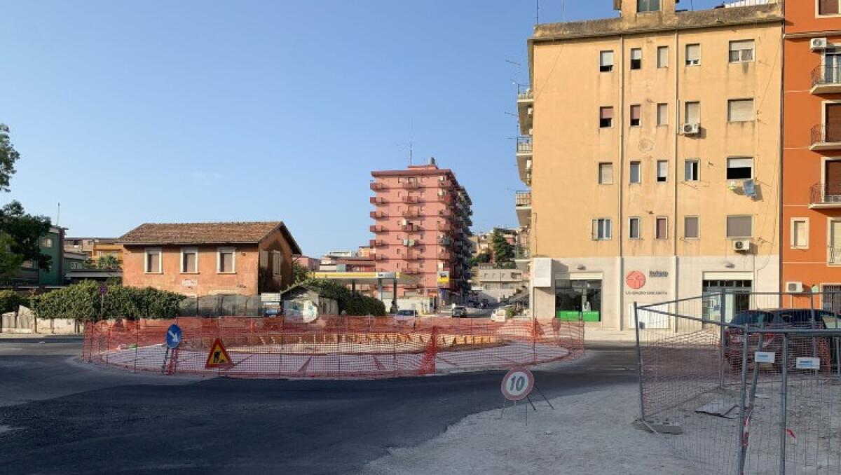 "Cantieri aperti e abbandonati", Emmanuello: "Via Niscemi conferma situazione grave" - La zona di via Niscemi