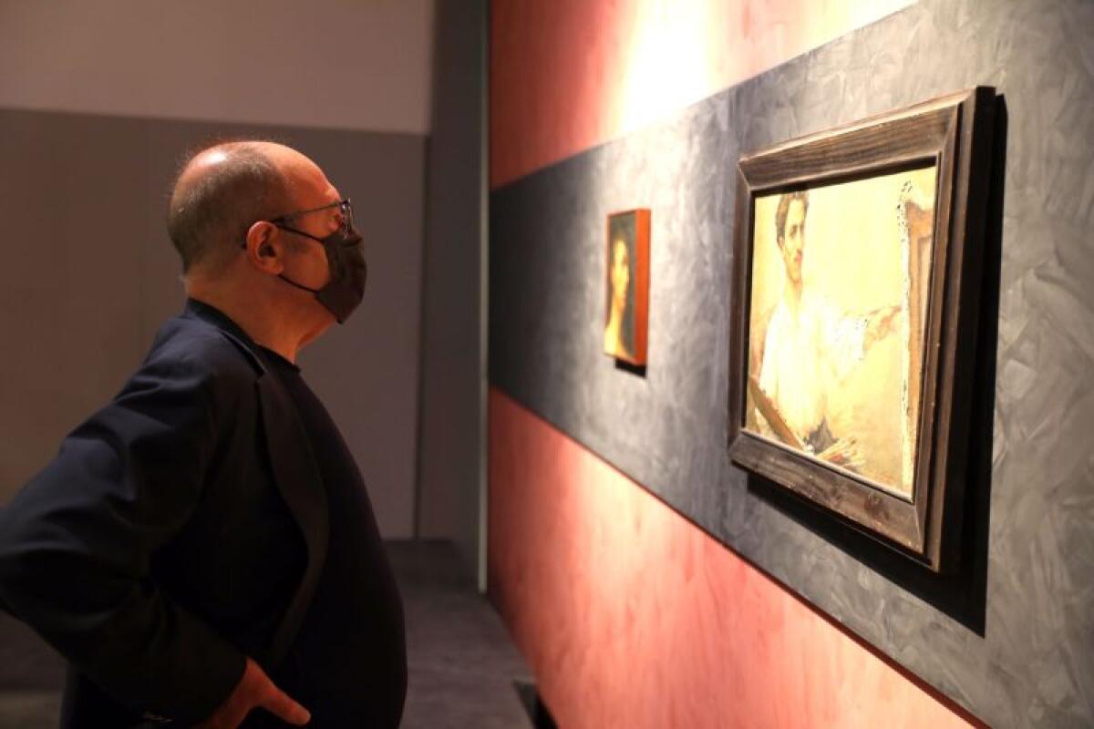 Carlo Verdone visita il museo regionale di Messina - 