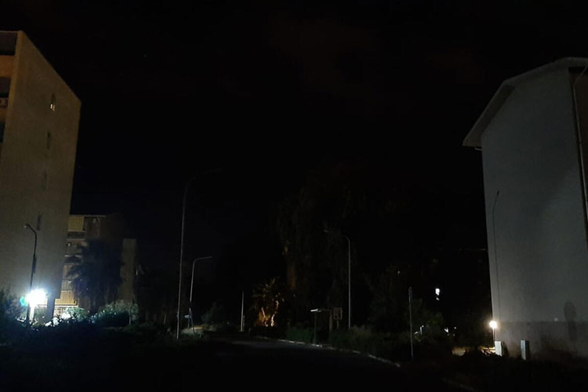 Via Sabbioncello ancora al buio, Trainito: "Agli spacciatori non piace la luce" - 