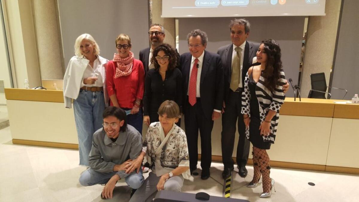 Intesa Sanpaolo, Cna e Museo Risparmio premiano giovani fashion designer - 