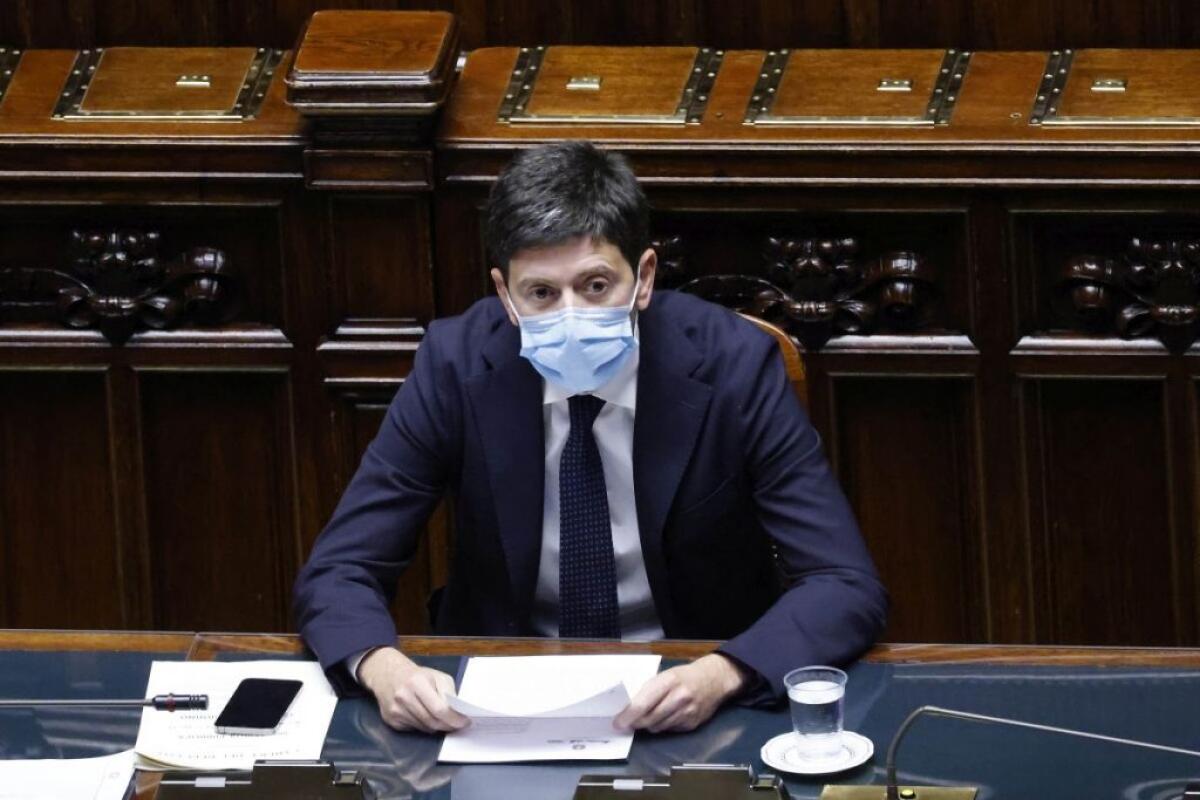 Speranza “Chi ha paura del vaccino è ormai una minoranza” - 