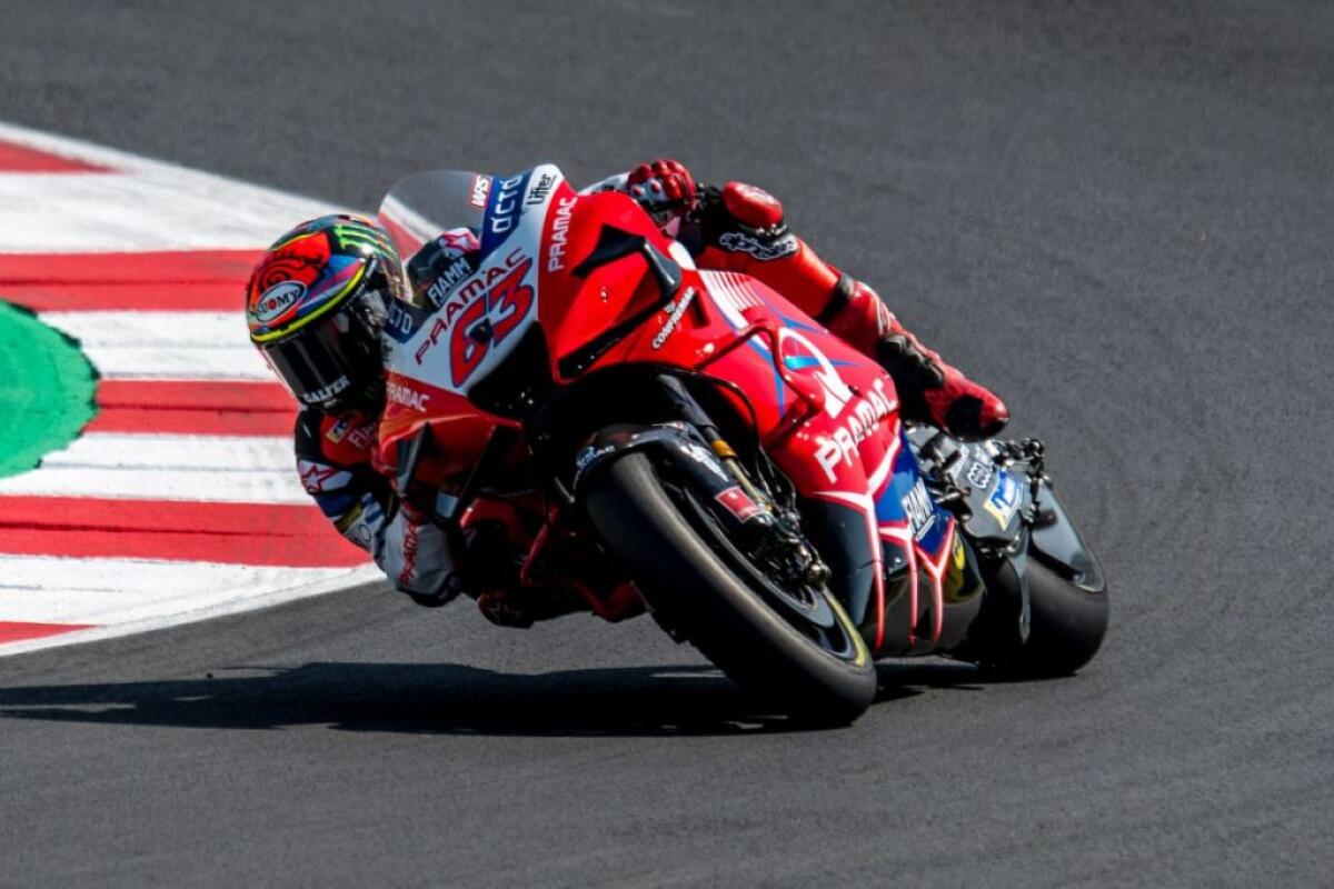 Primo successo di Bagnaia in MotoGP, batte Marquez ad Aragon - 