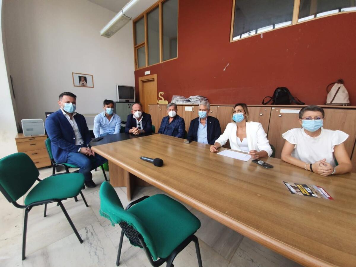 Timpazzo, Pd-M5s contro l'ampliamento: "Greco si dimetta dalla Srr4" - Pd e Movimento 5 Stelle hanno ribadito la loro posizione sul caso Timpazzo