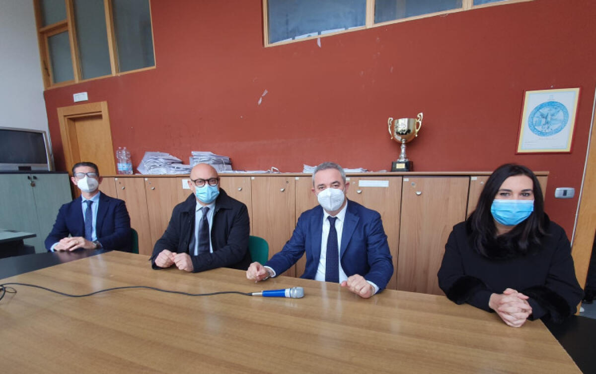 Incontro FI-Greco, una settimana per nome dell'assessore: Pepe, "serve marcia in più" - Il gruppo forzista