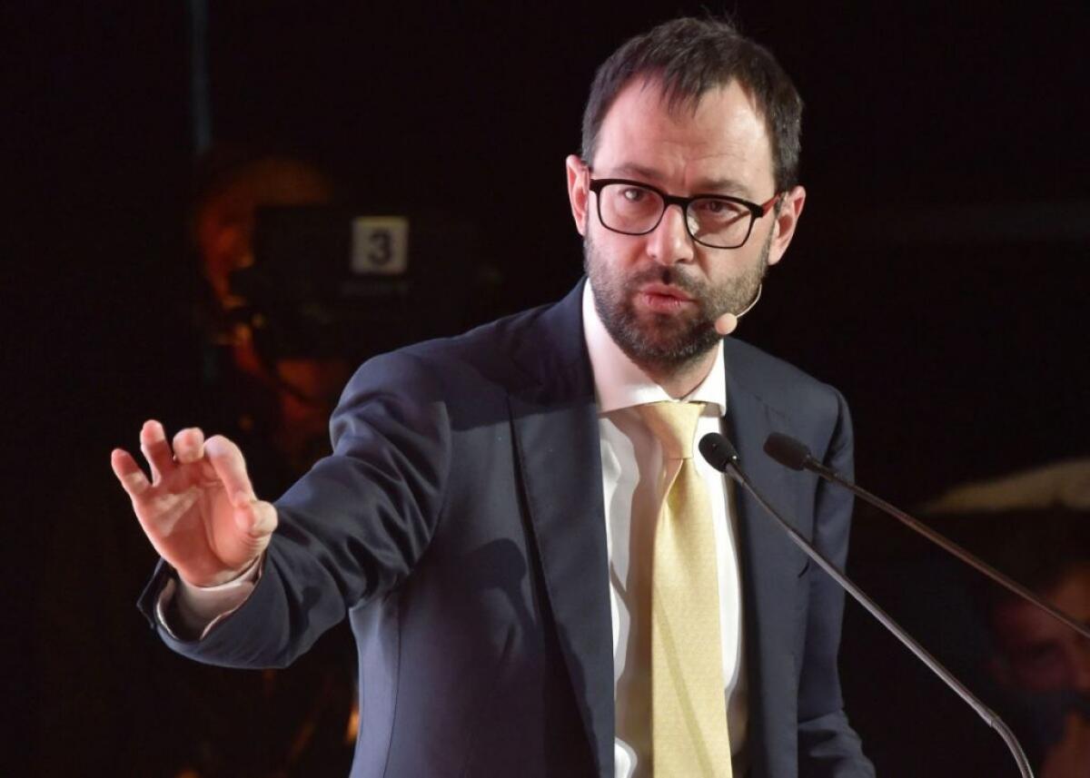 Prosek, Patuanelli “Ci opporremo ad errata e assurda decisione” - 