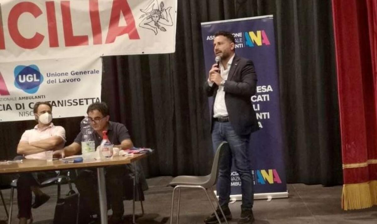 Ambulanti e mercatali in crisi, Di Paola: "Un emendamento in finanziaria per un fondo" - Di Paola è intervenuto in assemblea