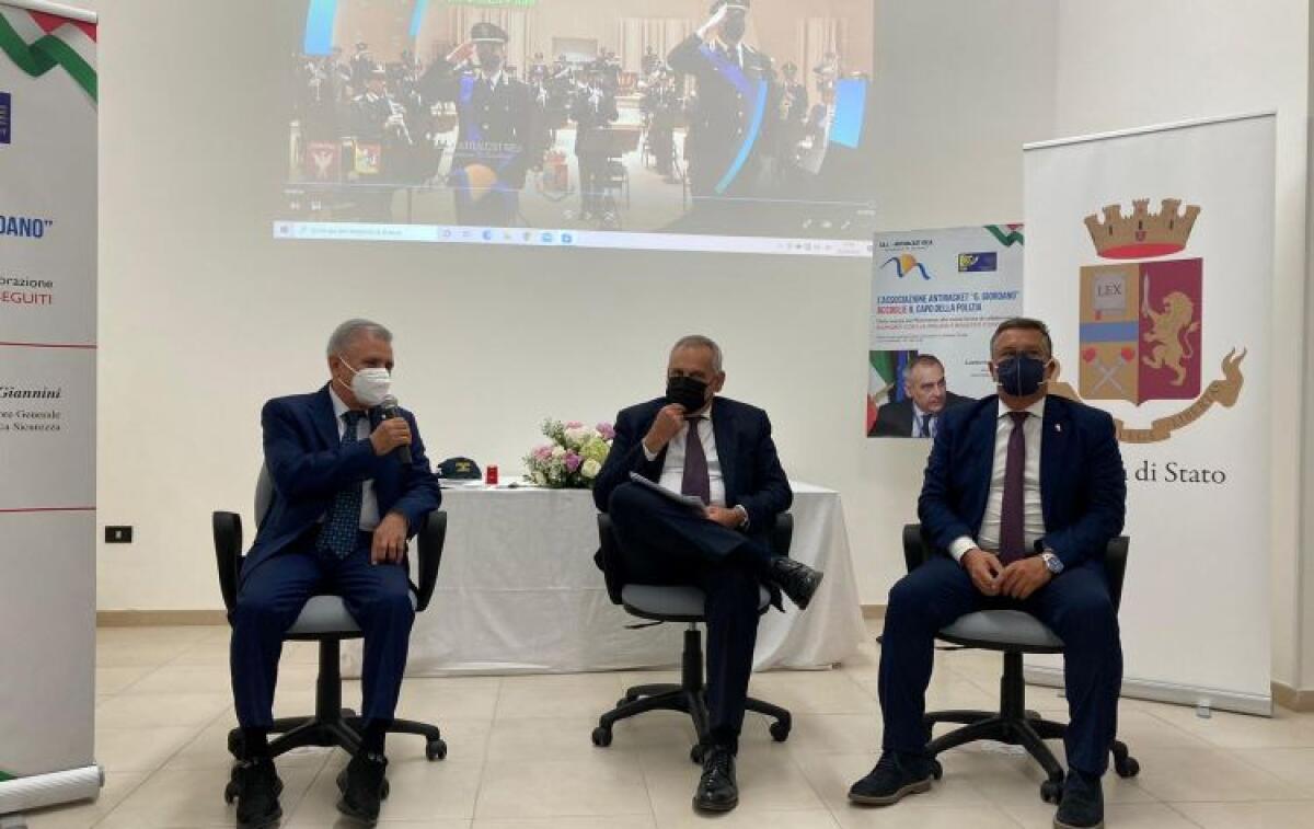 "E' un territorio coraggioso e ha pagato un prezzo altissimo", Giannini: "Lo Stato c'è" - Giannini, Caponetti e Ricifari