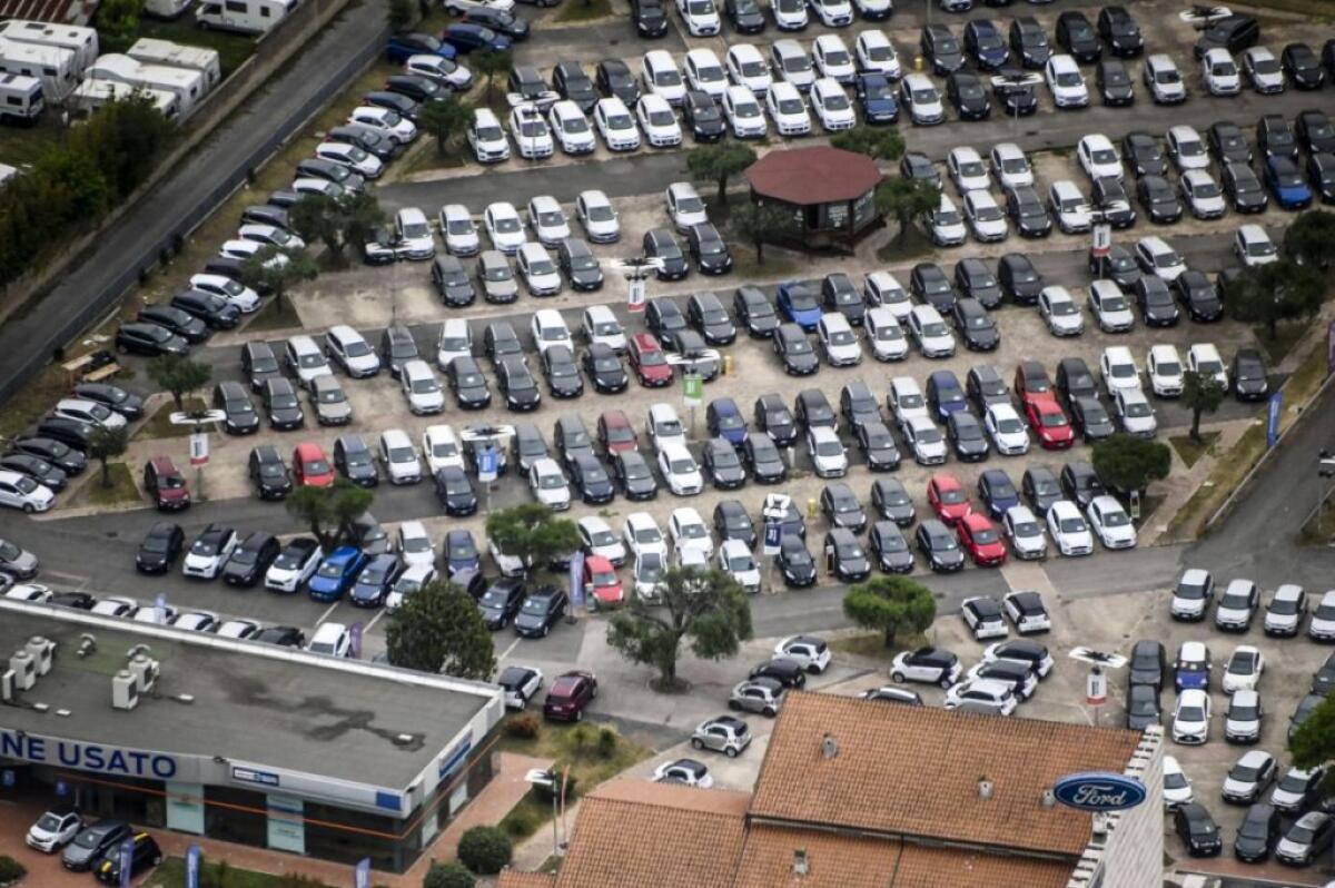 A settembre mercato dell’auto in netto calo - 