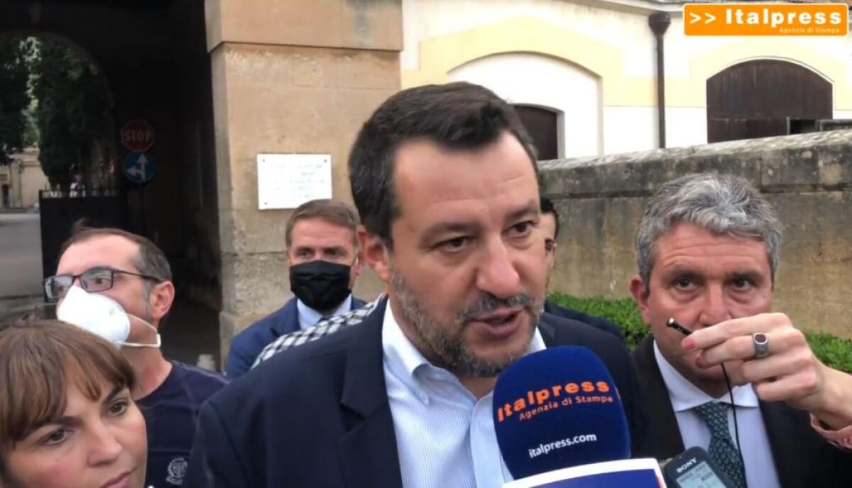 Emergenza bare a Palermo, Salvini: “Mai vista una situazione del genere” - 
