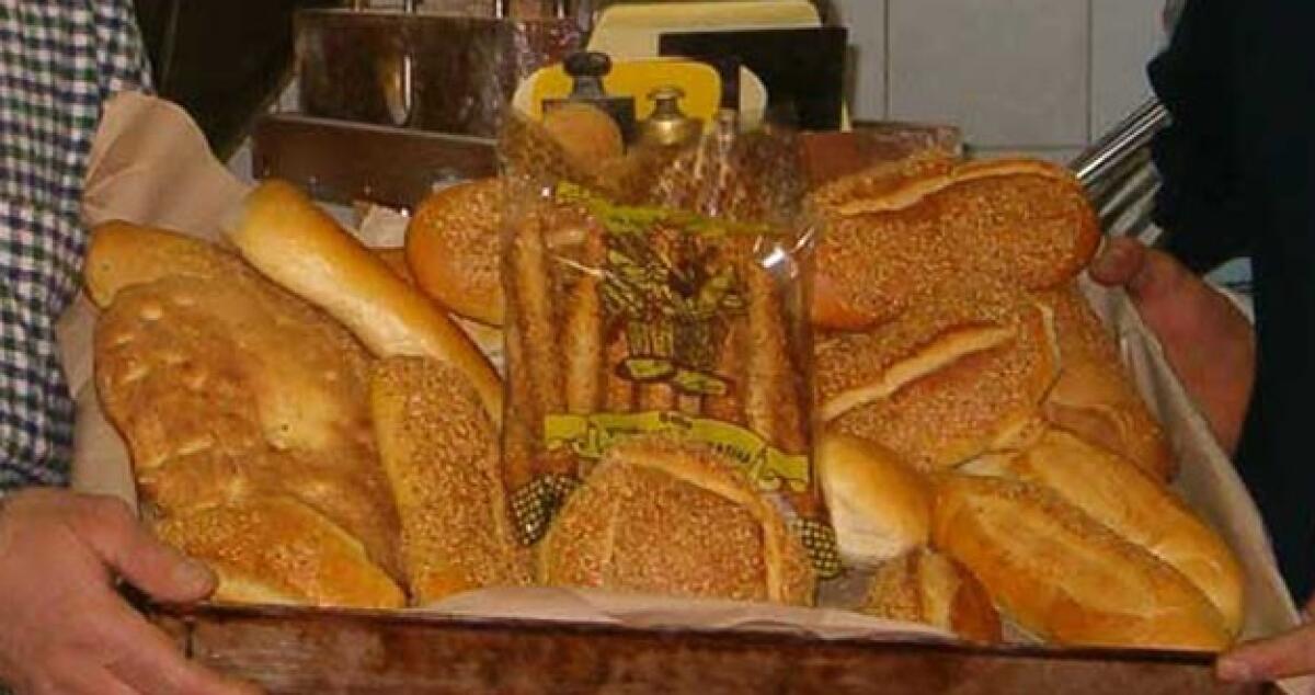 Costi alle stelle di farine e utenze, in città panificatori aumentano il prezzo del pane - 