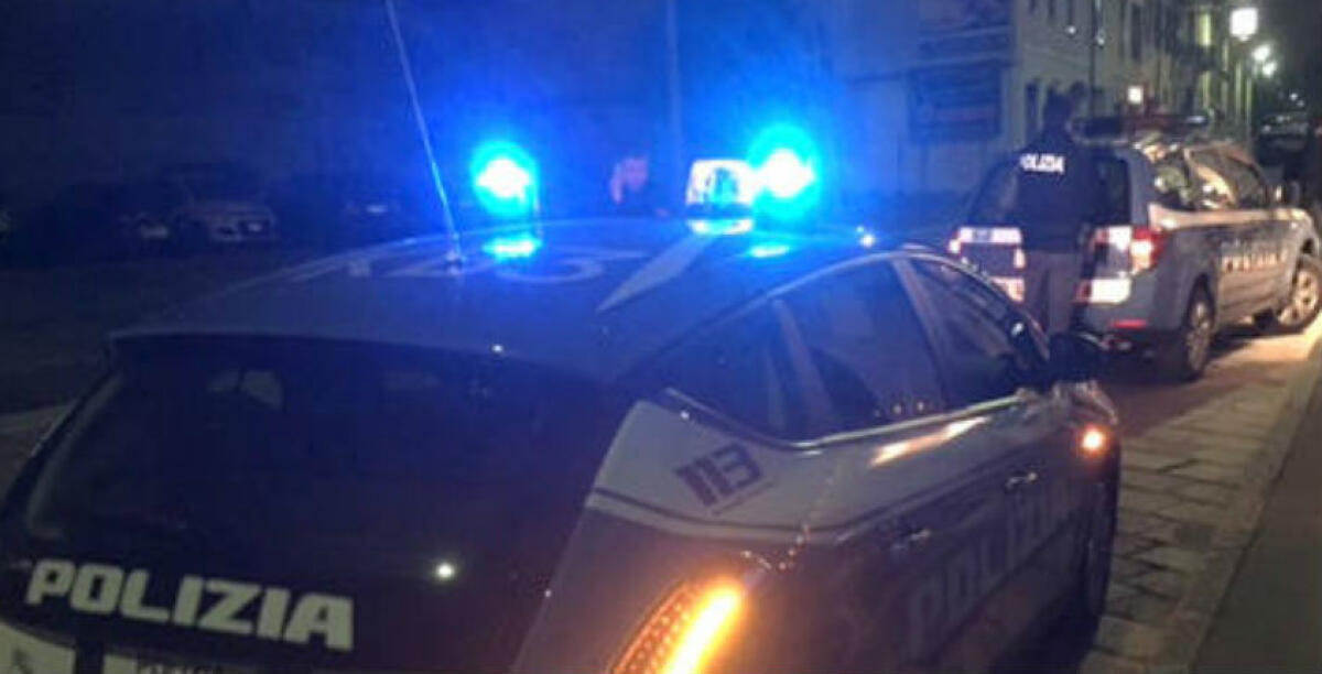 Nella notte lite tra giovani in centro, sul posto intervento delle forze dell'ordine - 
