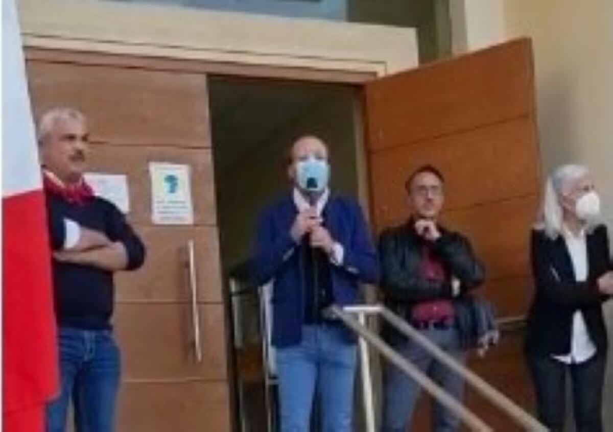 Assalto alla Cgil, Giudice: "Forza Nuova va sciolta, la violenza fa schifo" - Giudice alla manifestazione di Trappeto