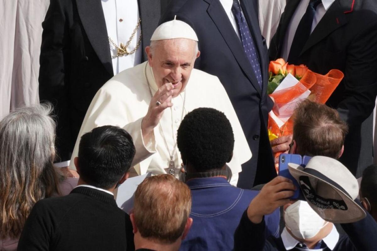 Papa “Serve soluzione per migranti e rifugiati Libia” - 