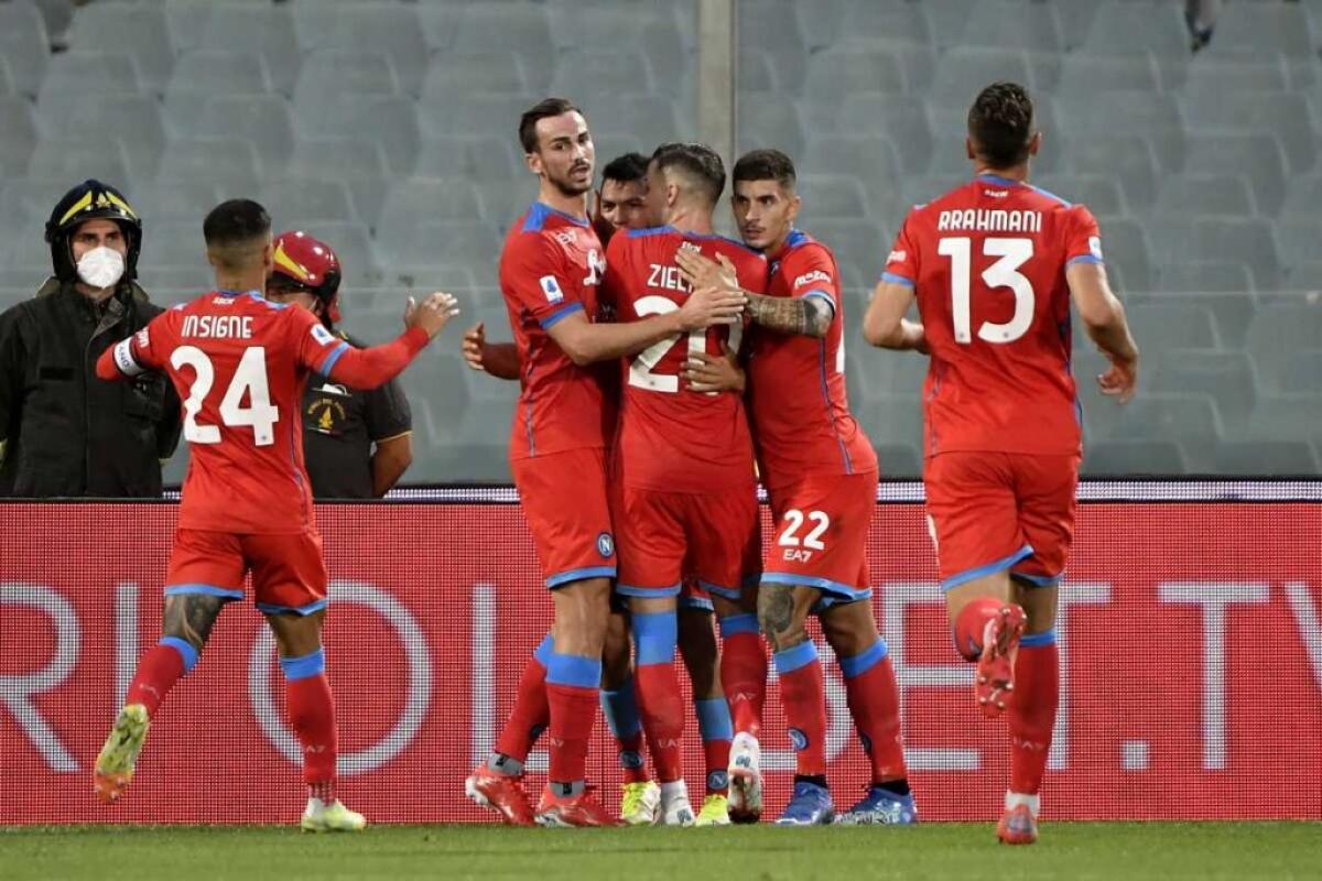 Fiorentina ribaltata, il Napoli fa sette su sette - 