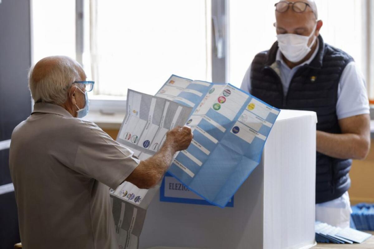 Ballottaggi, per exit poll avanti Gualtieri e Lo Russo a Roma e Torino - 