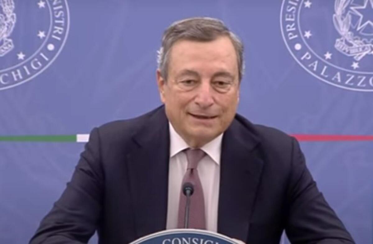 Covid, Draghi “I vaccini sono sicuri e salvano vite” - 